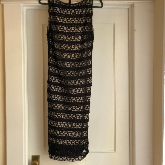 Alice and Olivia, black lace with nude lining midi dress with open back, size 10 - Picture 2 of 5